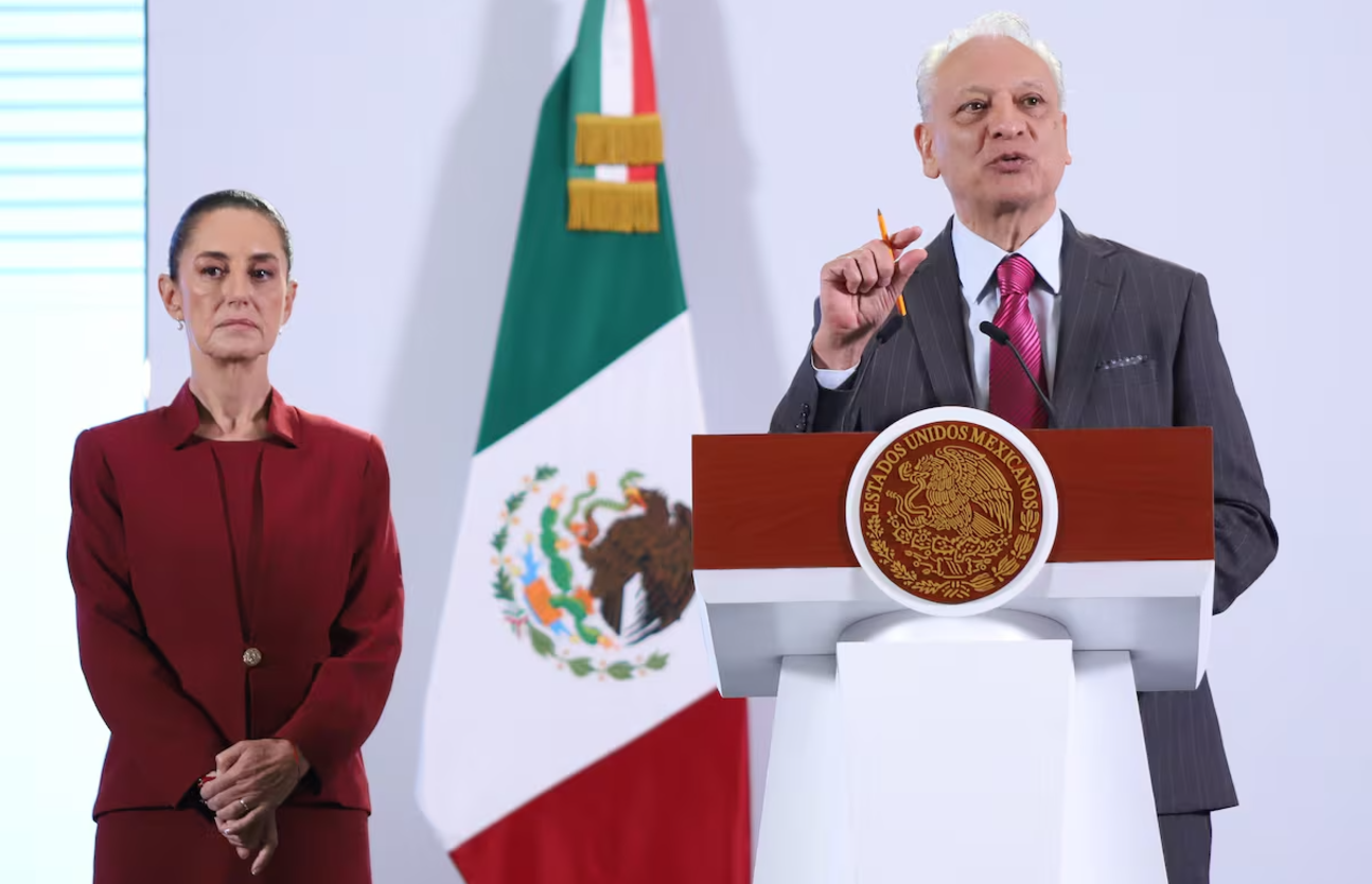 MÉXICO: Sheinbaum anuncia un nuevo régimen fiscal para Pemex y un plan de ahorros por 50.000 millones de pesos