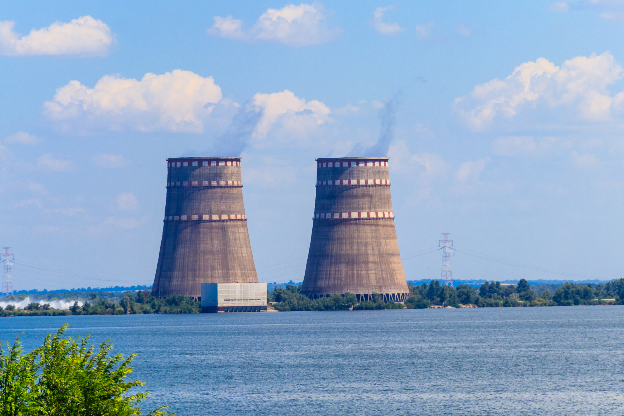 Jamaica evalúa uso de energía nuclear